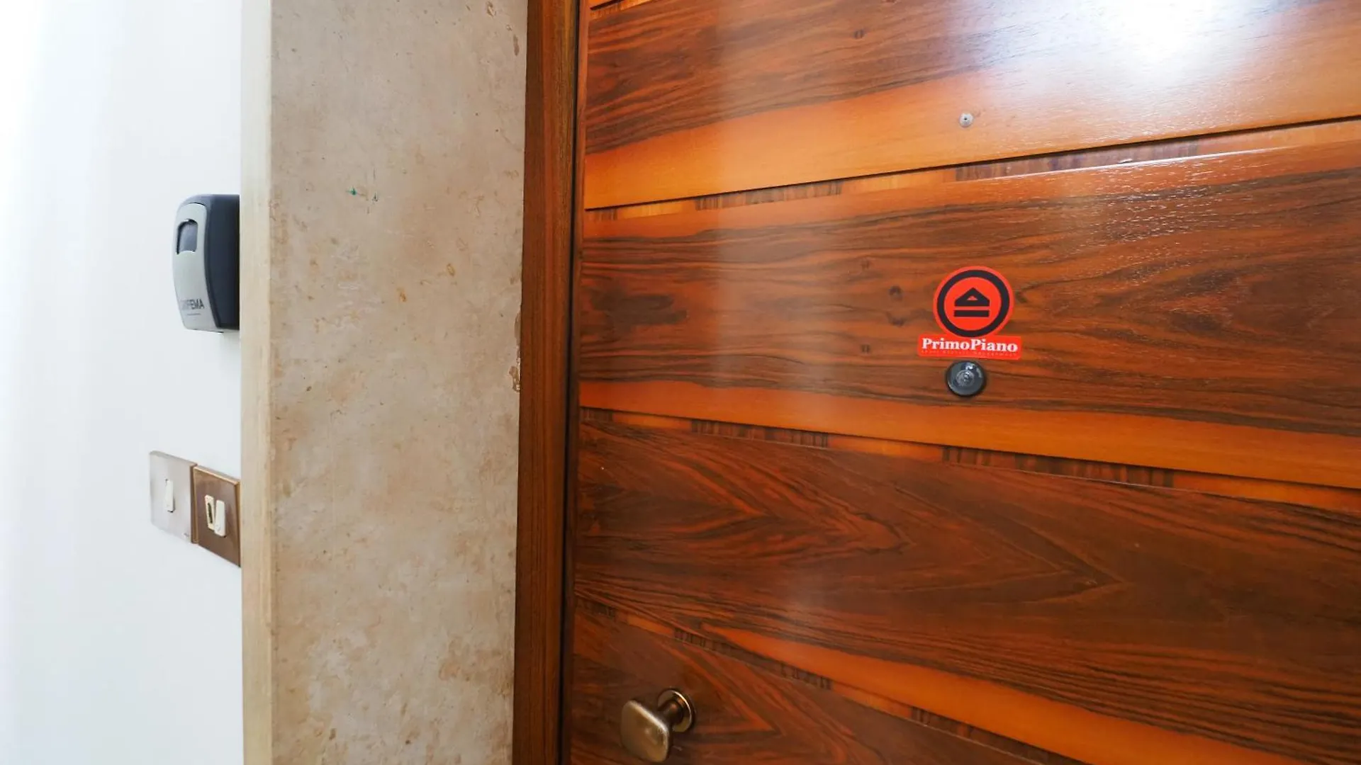 Primopiano - Giulio Cesare Apartman Milánó Olaszország